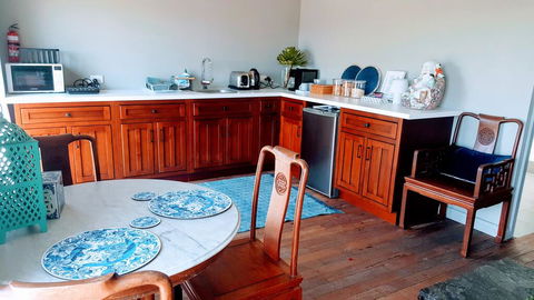 The FarmShed Private Retreat McLaren Vale - Holiday Cairns 2