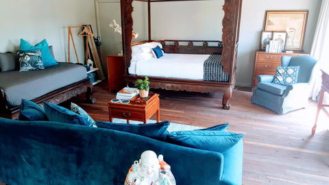 The FarmShed Private Retreat McLaren Vale - Holiday Cairns 0
