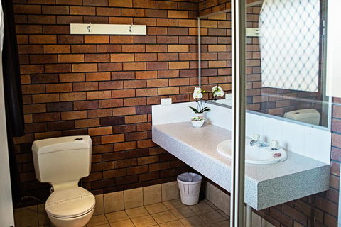 The Gallery Motor Inn - Holiday Cairns 2