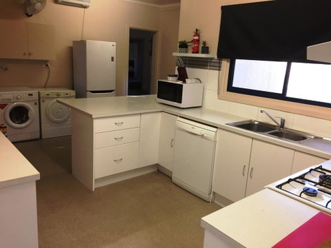 The Gazebo Place - Strathmerton - Holiday Cairns 3