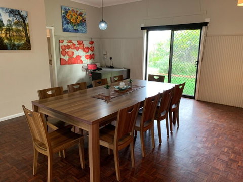 The Gazebo Place - Strathmerton - Holiday Cairns 1