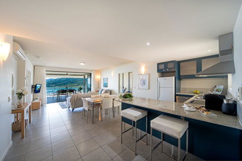 The Hamptons On Airlie - Holiday Cairns 1