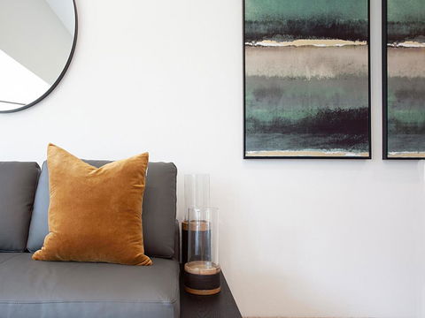 THE HYDEAWAY-LUXE HYDE PARK CITY APARTMENT-hosted By LAbode Accommodation - Holiday Cairns 2