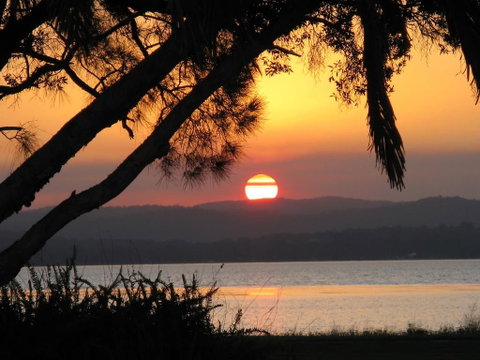 The Jetty Cabin Lakeside - Holiday Cairns 0