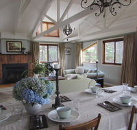 The Loch an idyllic country escape - Holiday Cairns