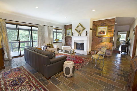 THE MAPLES - Holiday Cairns 1