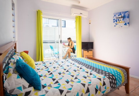 The Martyn Budget Apartment (no A/c) - Holiday Cairns 0