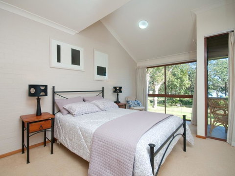 The Moorings, 5/4 Cromarty Road - Holiday Cairns 3