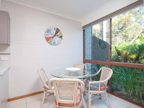 The Moorings, 5/4 Cromarty Road - Holiday Cairns 1