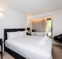The Nest - Homely Escape in Northbridge And Large Roof Terrace - Holiday Cairns