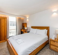 The Nest - Traditional Room In Northbridge And Roof Terrace - Holiday Cairns
