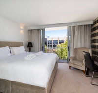 The Nest - Trendy Studio Near City Centre with Roof Terrace - Holiday Cairns