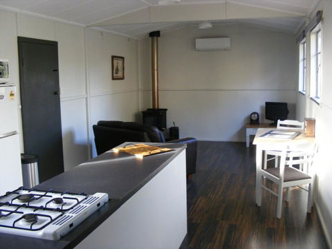 The Old School House BnB - Holiday Cairns 2