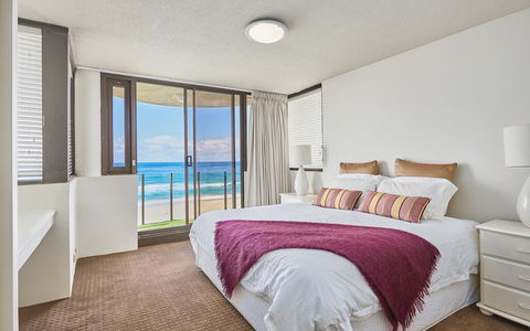 The Premiere Apartments - Holiday Cairns 1