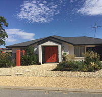 The Red Door - Holiday Cairns