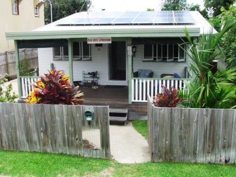 The Red Sparrow - Holiday Cairns 0