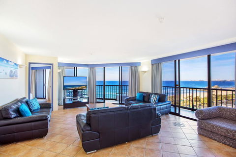 THE ROCKS RESORT, UNIT 9J - Holiday Cairns 1