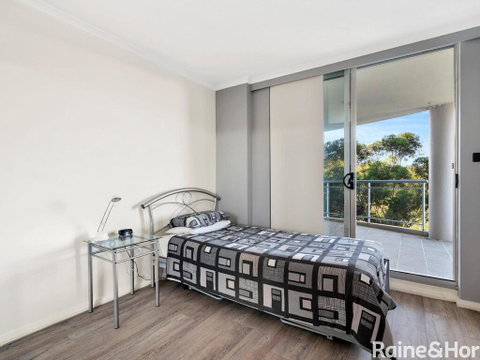 The Sanctuary #363 - 363/80 John Whiteway Drive - Holiday Cairns 2