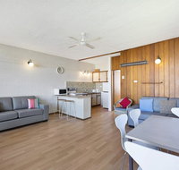 The Sands Apartment 6 - Holiday Cairns