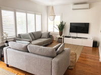 The Seaside Beachhouse Mollymook