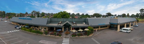 The Sportsman's Hotel - Holiday Cairns 2