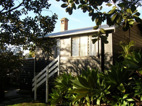 The Tree House, 6 Gowing Street - Holiday Cairns 2