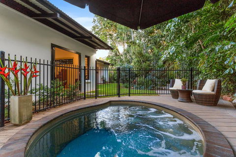 The Tropical Sanctuary - Holiday Cairns 0