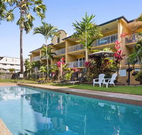 The York Beachfront Holiday Apartments - Holiday Cairns