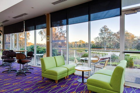 Thurgoona Country Club Resort - Holiday Cairns 1