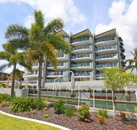 Tingeera Luxury Beachfront Apartments - Holiday Cairns