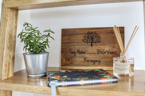 TINY HOME......BIG Views - Holiday Cairns 0