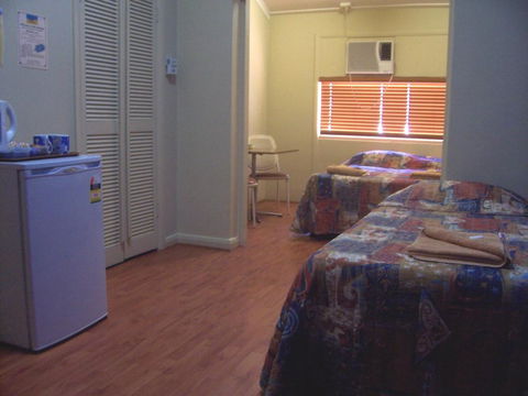 Todd Tavern - Holiday Cairns 3