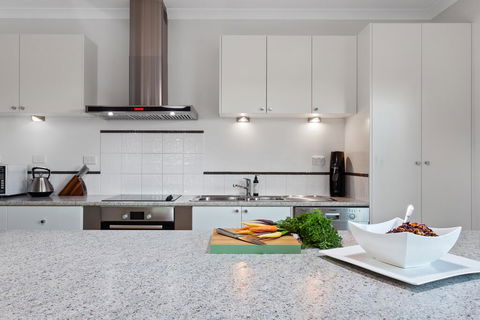 Tolpuddle Villa - Holiday Cairns 2