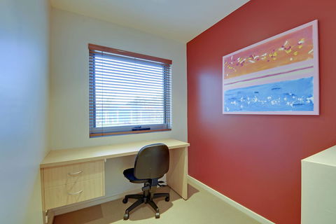 Traralgon Serviced Apartments - Holiday Cairns 2