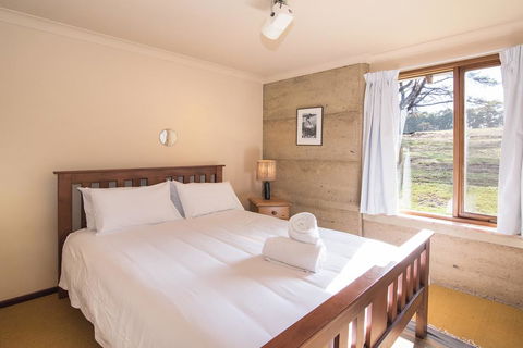 Trastevere Cowaramup Farm House - Holiday Cairns 2