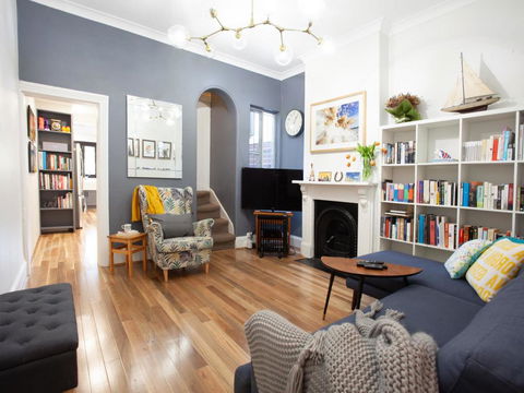 TRENDY TERRACE (H)-L'Abode - Holiday Cairns 0