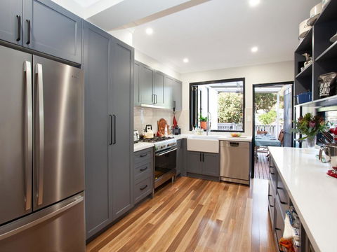 TRENDY TERRACE (H)-L'Abode - Holiday Cairns 2