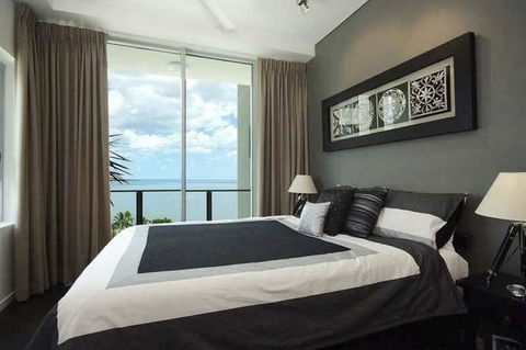 Trilogy On The Esplanade. Room With A View! - Holiday Cairns 1