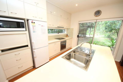Trial Bay Eco Lodge 2 Pandanus - Holiday Cairns 3