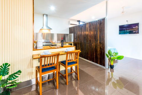 Tropic Studio, A Unique Hidden Gem! - Holiday Cairns 3