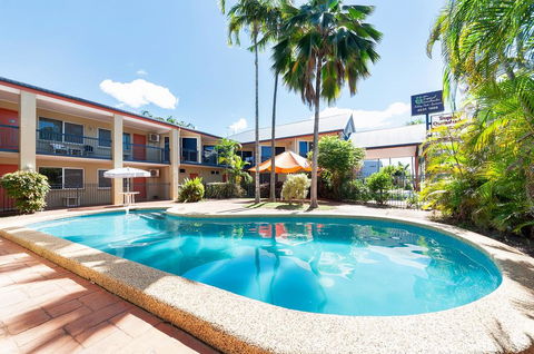 Tropical Queenslander - Holiday Cairns 0