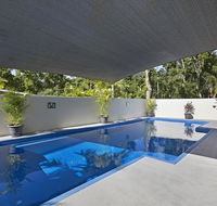Tropical private holiday house with pool - Holiday Cairns