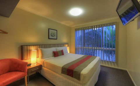 Tropixx Motel & Restaurant - Holiday Cairns 3