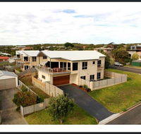 Twelve Apostles Beach House BB - Holiday Cairns