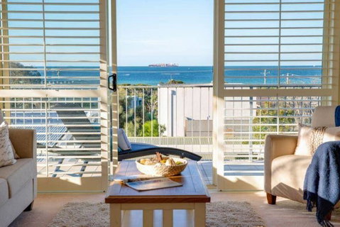 Tyrone Beach Retreat, VIEWS - Holiday Cairns 2