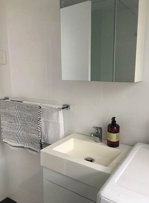 U2 60 Great Western Highway PARRAMATTA - Holiday Cairns 3