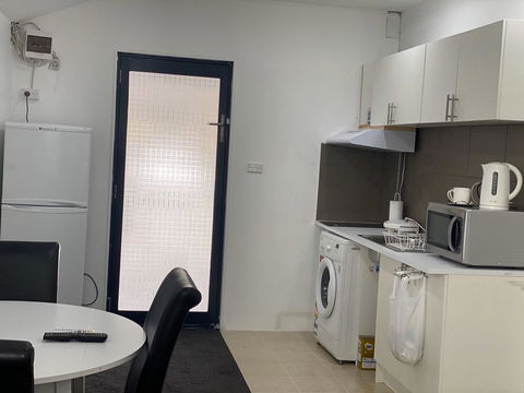 Unforgettable Studio For Family - Holiday Cairns 2