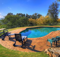 Upper Murray Cottages - Holiday Cairns