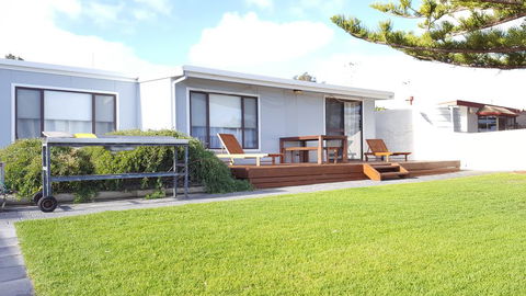 Vandy's Shack At Mount Dutton Bay - Ideal For Couples And Small Families - Holiday Cairns 1