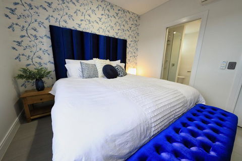 Valle Vista Luxury Apartments - Holiday Cairns 1